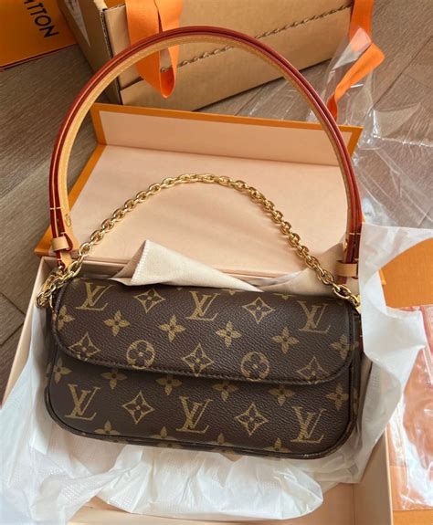 lv ivy wallet on chain bag|louis vuitton wallet on ivy.